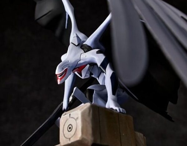 the-trauma-comes-back…!-pre-orders-now-available-for-the-beautiful-yet-eerie-“evangelion-mass-produced”-plastic-model