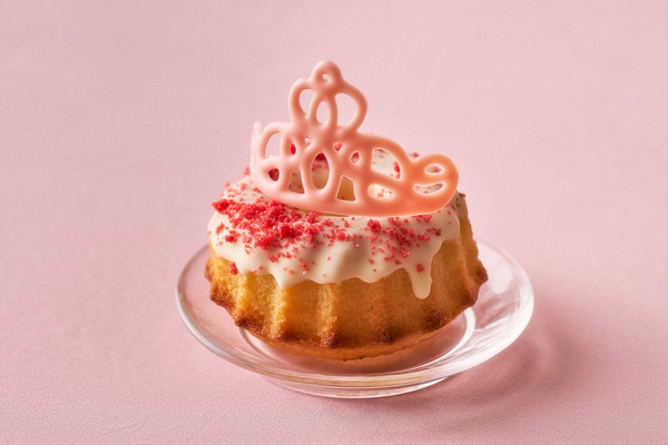 there-will-also-be-cakes-modeled-after-the-movie-version-of-“bell-rose”-and-“tiara,”-as-well-as-sweet-and-sour-tarts…♪-a-gorgeous-afternoon-tea-will-be-held!