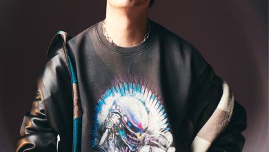 Photo of Voice actor Suzuki Tatsuhisa writes an essay, reads it aloud, and then makes it into apparel! “glamb” collaboration has appeared